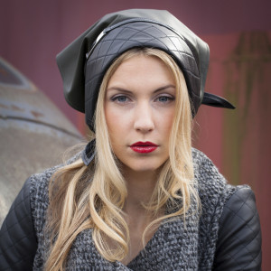LYSSOM LUV AUDREY Lammnappa -Kopftuch